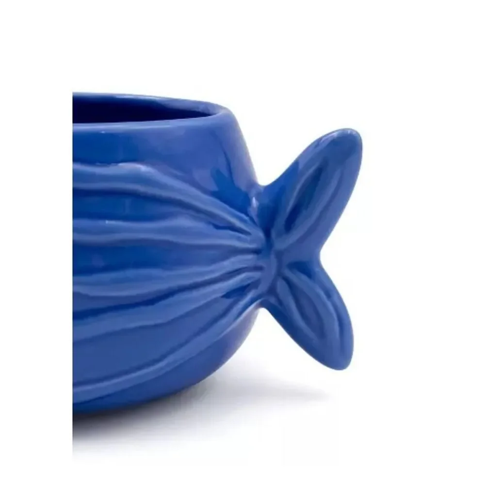 Target blue fish